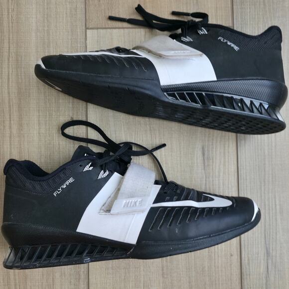 Nike Romaleos 3 Weightlifting Black/White Specialty Shoe Women Sz 8.5 878557-001 - Picture 8 of 9